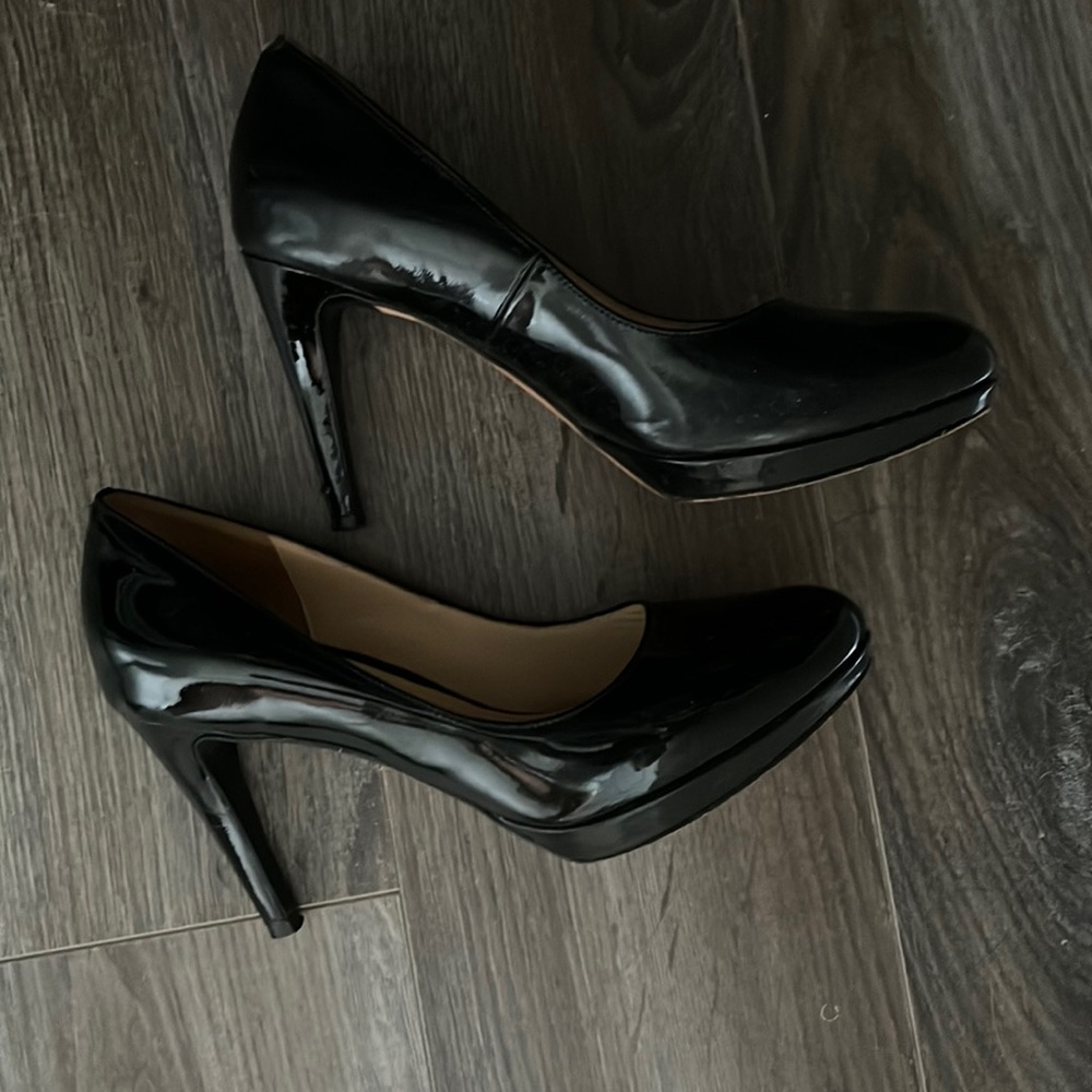 Cole Haan black patent heels
